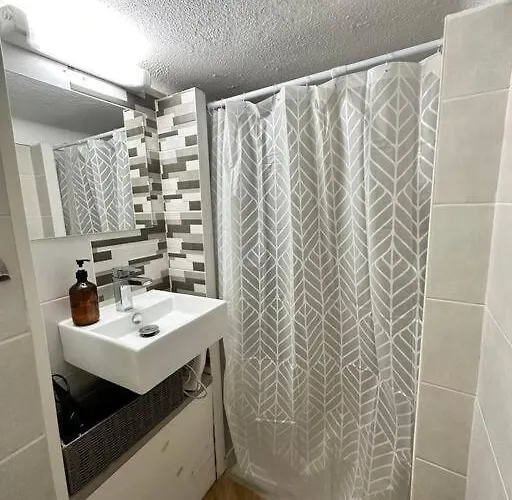 Appartement Parking Cosy Jardin Et Clim